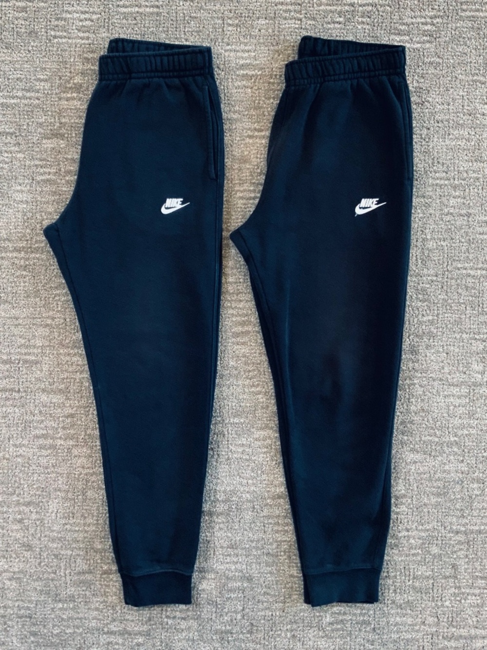 NIKE Sportswear Club Fleece Joggers Pant Lot of (2)